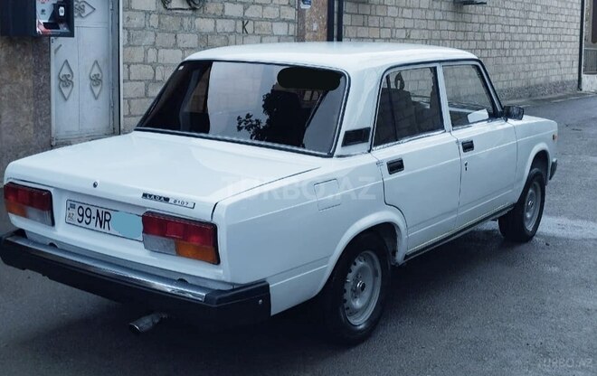 LADA (VAZ) 2107 2004, 94,000 km - 1.5 l - 