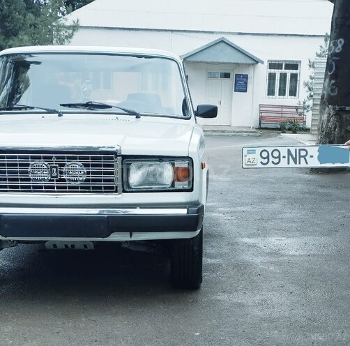 LADA (VAZ) 2107 2004, 94,000 km - 1.5 l - 
