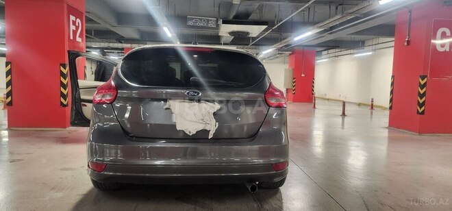 Ford Focus 2015, 195,000 km - 1.0 л - Gəncə