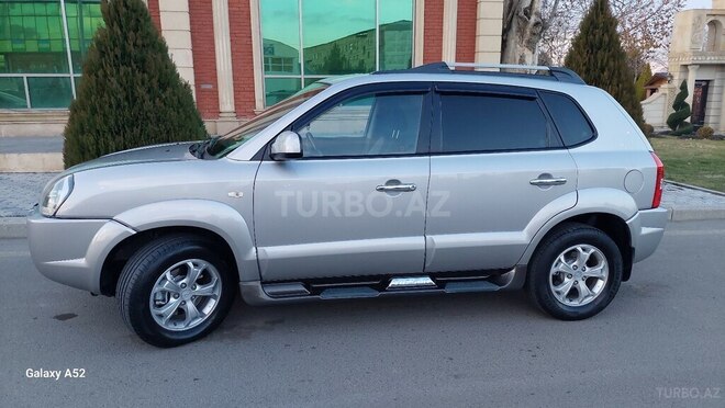 Hyundai Tucson 2009, 241,000 km - 2.0 l - Gəncə