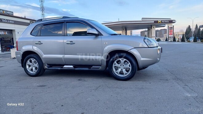 Hyundai Tucson 2009, 241,000 km - 2.0 l - Gəncə