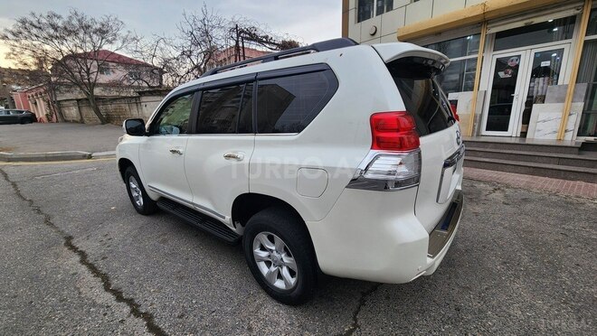 Toyota Prado 2010, 204,000 km - 2.7 l - Bakı
