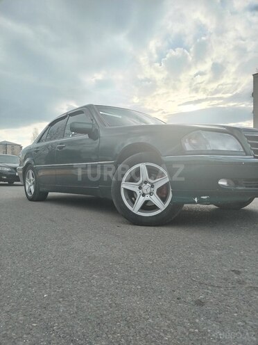 Mercedes C 230 1998, 358,721 km - 2.3 л - Lənkəran