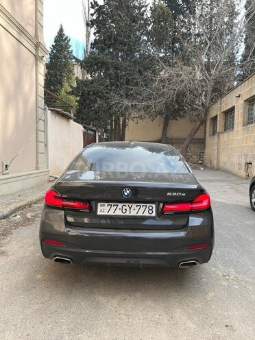 BMW 530e 2021, 27,000 km - 2.0 л - Bakı