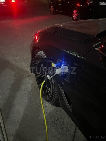 BMW 530e 2021, 27,000 km - 2.0 л - Bakı