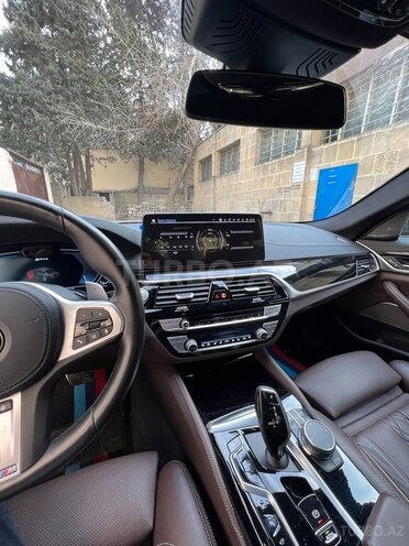 BMW 530e 2021, 27,000 km - 2.0 л - Bakı