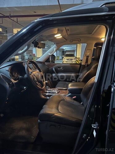Nissan Patrol 2018, 91,000 km - 4.0 l - Bakı
