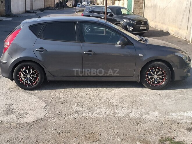 Hyundai i30 2011, 110,000 km - 1.4 l - Sumqayıt