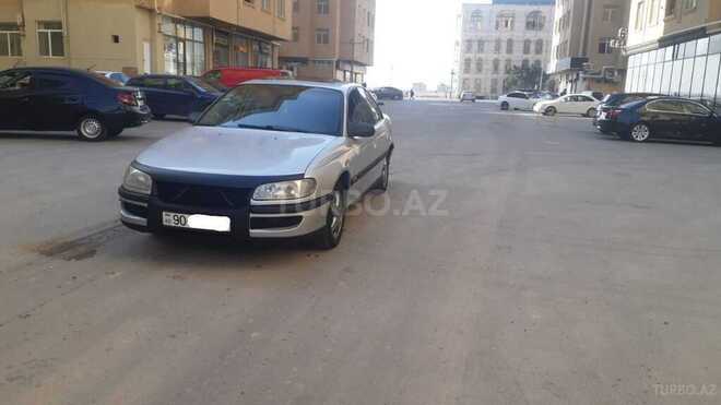Opel Omega 1999, 268,135 km - 2.0 l - Bakı