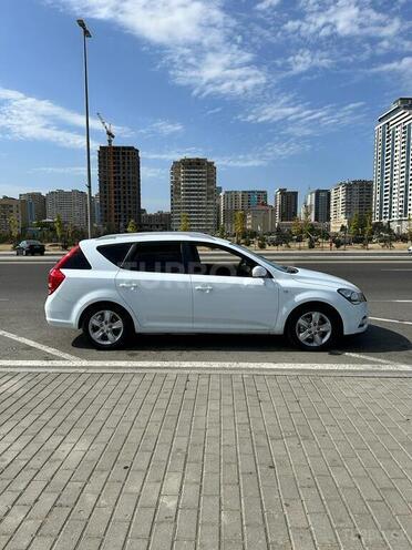 Kia Ceed 2011, 244,000 km - 1.6 l - Bakı