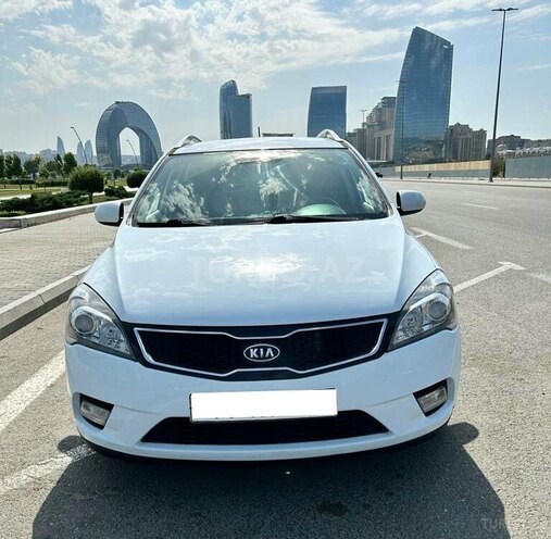 Kia Ceed 2011, 244,000 km - 1.6 l - Bakı