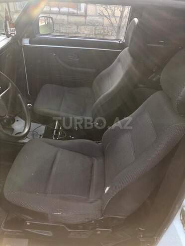 LADA (VAZ) Niva 2000, 250,000 km - 1.7 l - Zaqatala