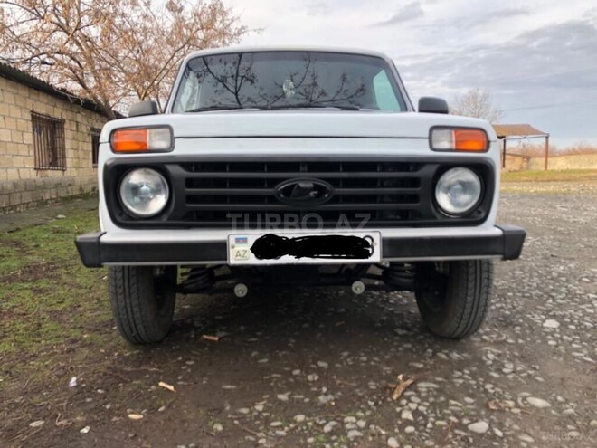 LADA (VAZ) Niva 2000, 250,000 km - 1.7 l - Zaqatala
