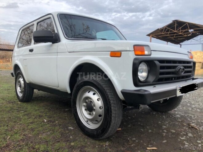 LADA (VAZ) Niva 2000, 250,000 km - 1.7 l - Zaqatala
