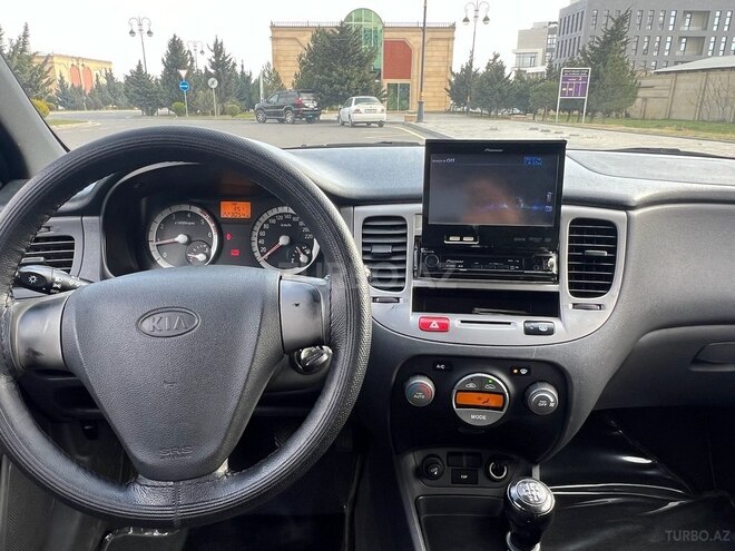 Kia Rio 2006, 223,000 km - 1.5 l - Bakı