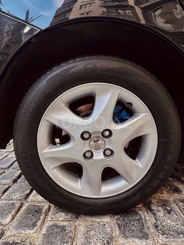 Toyota Corolla 2006, 192,700 km - 1.4 l - Bakı