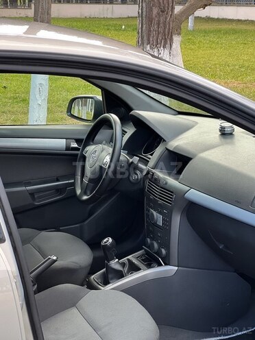 Opel Astra 2006, 207,361 km - 1.4 l - Sumqayıt