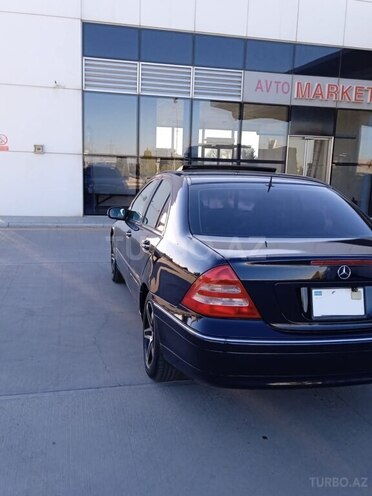 Mercedes C 240 2001, 325,700 km - 2.4 l - Masallı