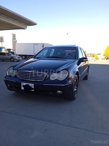 Mercedes C 240 2001, 325,700 km - 2.4 l - Masallı
