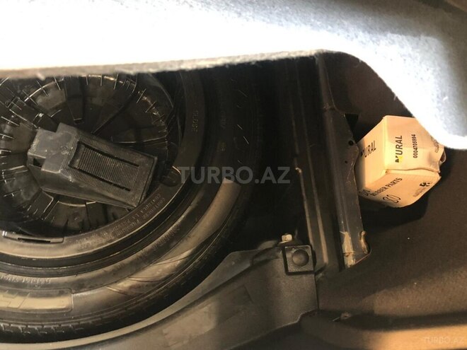 Mercedes C 240 2001, 325,700 km - 2.4 l - Masallı