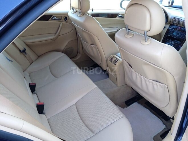 Mercedes C 240 2001, 325,700 km - 2.4 l - Masallı