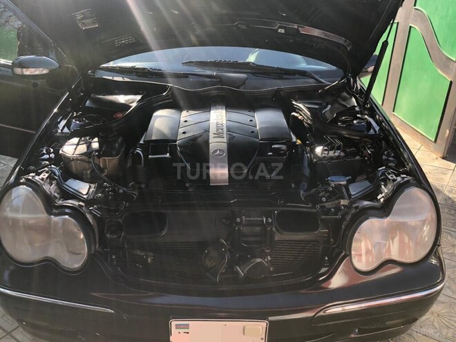 Mercedes C 240 2001, 325,700 km - 2.4 l - Masallı