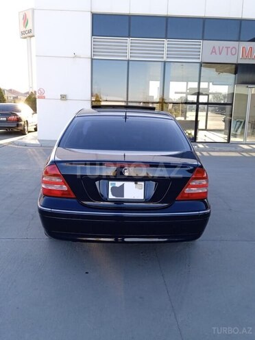 Mercedes C 240 2001, 325,700 km - 2.4 l - Masallı