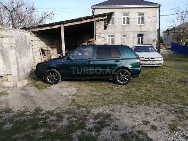 Volkswagen Golf 1996, 186,310 km - 1.8 л - Lənkəran