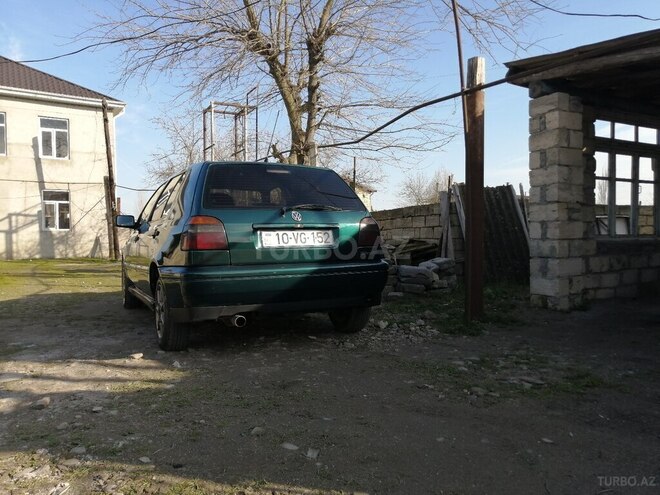 Volkswagen Golf 1996, 186,310 km - 1.8 л - Lənkəran