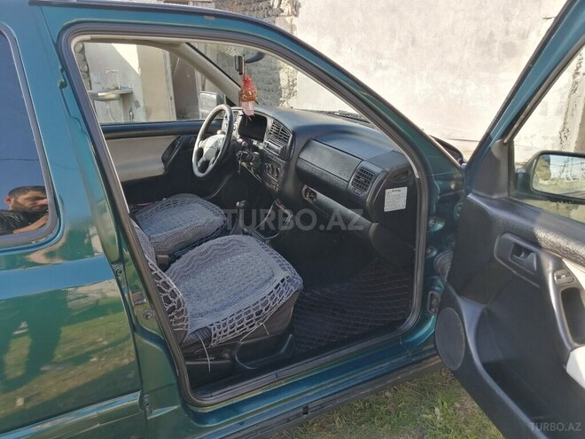 Volkswagen Golf 1996, 186,310 km - 1.8 л - Lənkəran