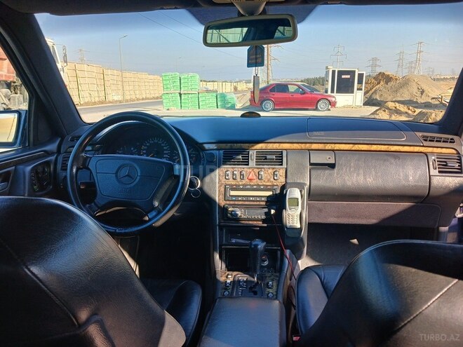 Mercedes E 240 1998, 400,000 km - 2.4 l - Bakı