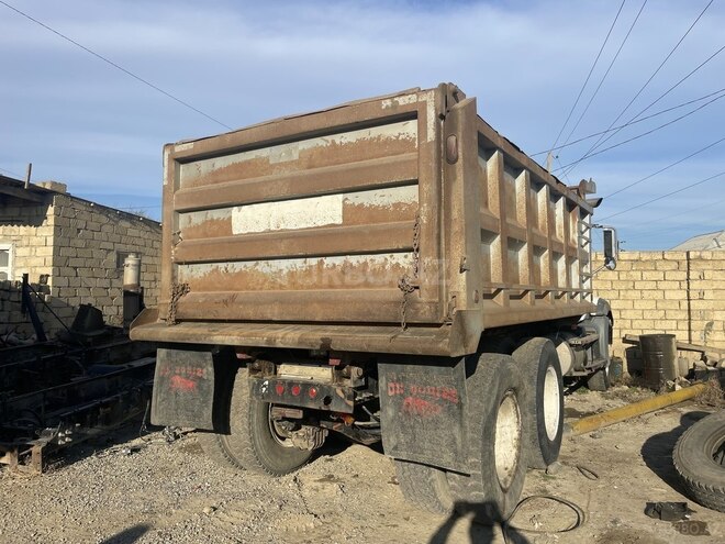 Mack  2009, 387,563 km - 13.0 l - Bakı