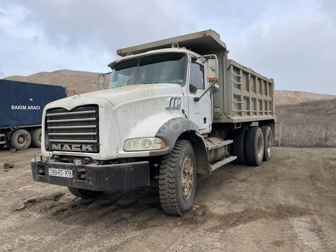 Mack  2009, 387,563 km - 13.0 l - Bakı