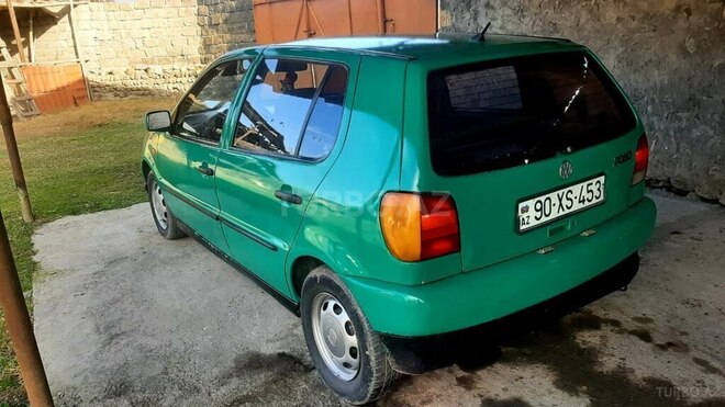 Volkswagen Polo 1996, 137,000 km - 1.6 l - Zaqatala
