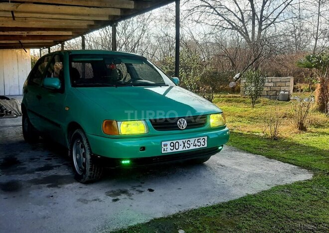 Volkswagen Polo 1996, 137,000 km - 1.6 l - Zaqatala