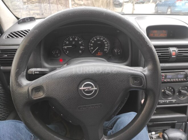 Opel Astra 2002, 252,450 km - 1.6 л - Bakı