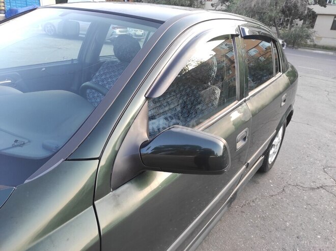 Opel Astra 2002, 252,450 km - 1.6 л - Bakı