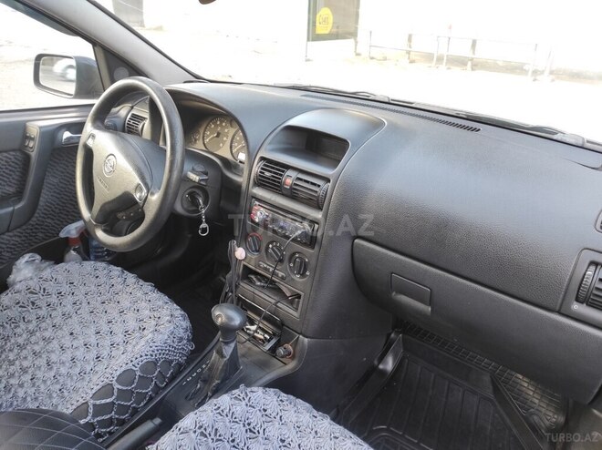Opel Astra 2002, 252,450 km - 1.6 л - Bakı