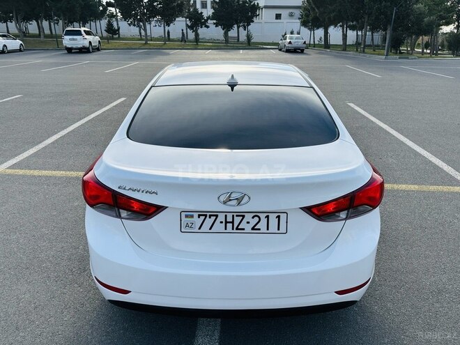 Hyundai Elantra 2015, 95,241 km - 1.8 l - Bakı
