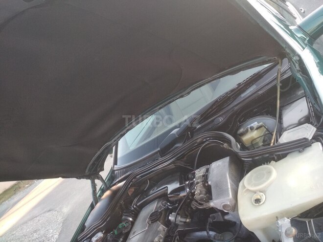 Mercedes C 220 1995, 252,354 km - 2.2 л - Mingəçevir