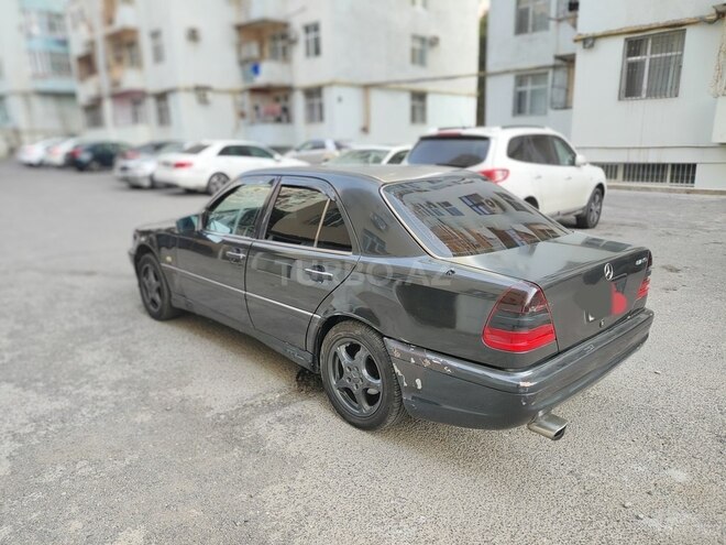 Mercedes C 200 1995, 324,000 km - 2.0 l - Bakı