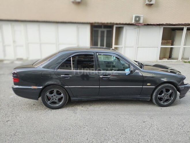 Mercedes C 200 1995, 324,000 km - 2.0 l - Bakı