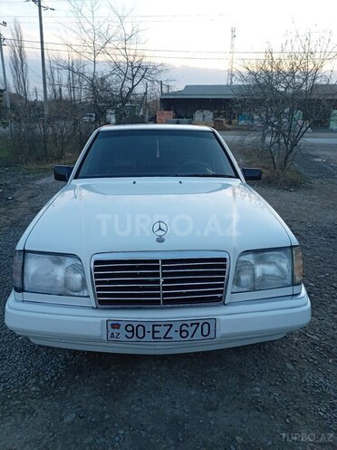 Mercedes E 220 1994, 500,000 km - 2.2 l - Sabirabad