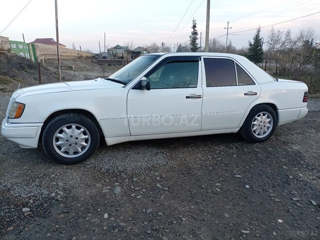 Mercedes E 220 1994, 500,000 km - 2.2 l - Sabirabad