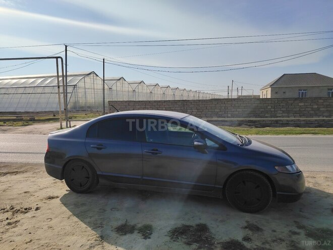Honda Civic 2006, 300,000 km - 1.3 л - Bakı