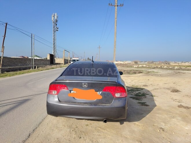 Honda Civic 2006, 300,000 km - 1.3 л - Bakı