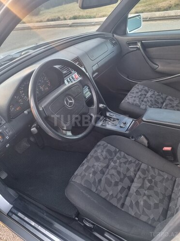 Mercedes C 180 1999, 249,450 km - 1.8 л - Ağcabədi