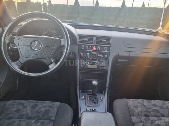 Mercedes C 180 1999, 249,450 km - 1.8 л - Ağcabədi