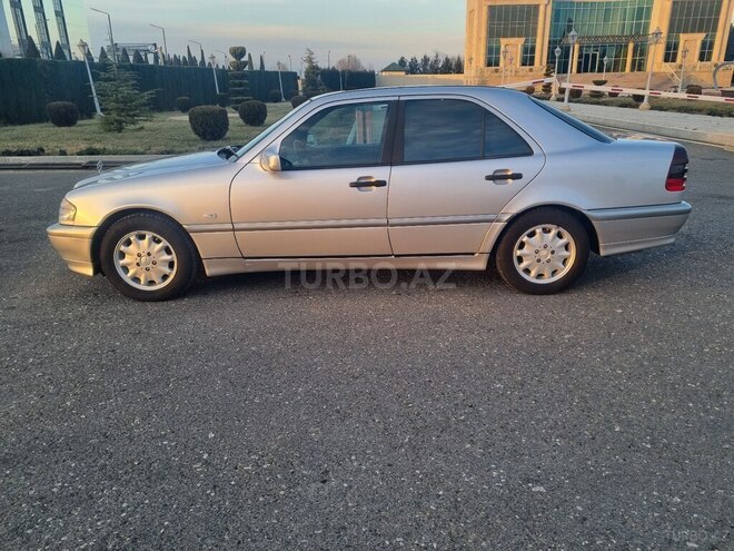 Mercedes C 180 1999, 249,450 km - 1.8 л - Ağcabədi