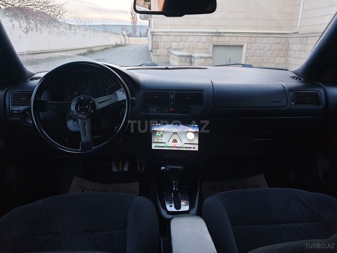 Volkswagen Golf 1998, 450,000 km - 1.6 л - Şamaxı
